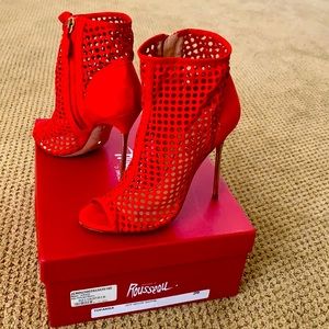 Jerome C. Rousseau Pumps